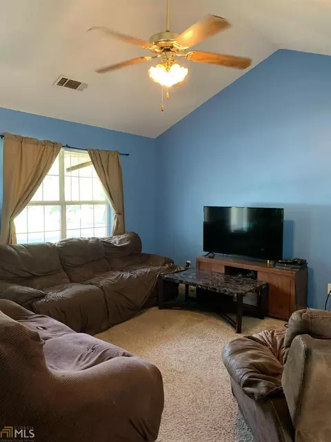320 Stony Brook Cir, Jackson, GA 30233 photo 3