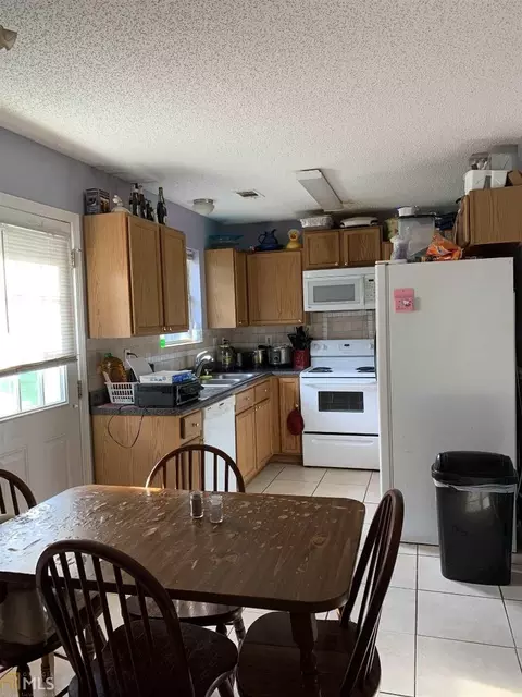 320 Stony Brook Cir, Jackson, GA 30233 photo 4