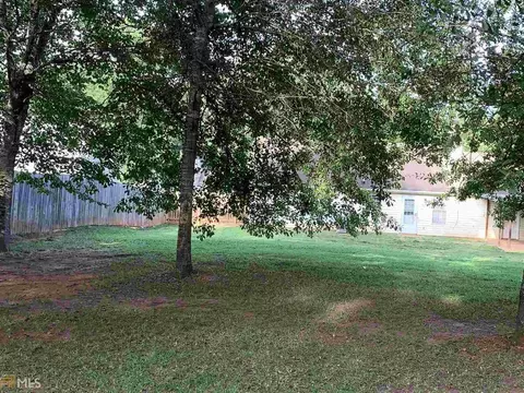 320 Stony Brook Cir, Jackson, GA 30233 photo 17