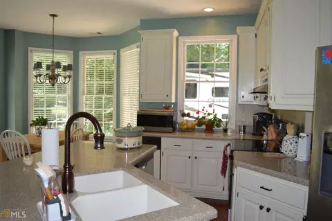 120 Ford Dr, Lagrange, GA 30240 photo 4