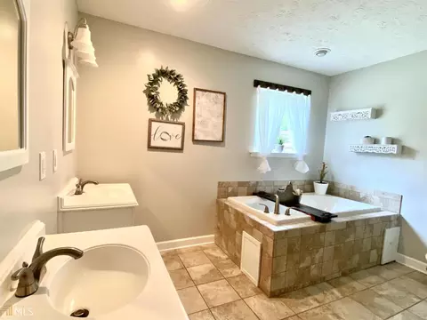 113 Hawthorne Cir, Lagrange, GA 30240 photo 15
