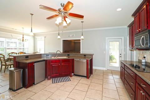 311 Stonegate Trl, Perry, GA 31069 photo 11