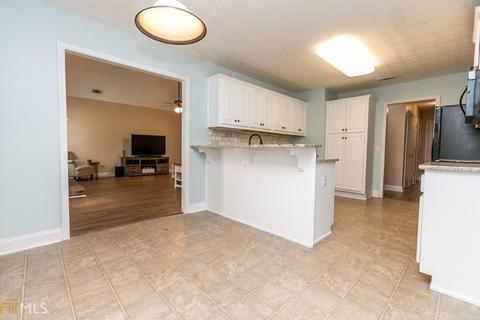 237 Summit Chase Dr, Jefferson, GA 30549 photo 11