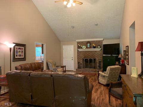 155 Cedar Ridge Dr, Toccoa, GA 30577 photo 4