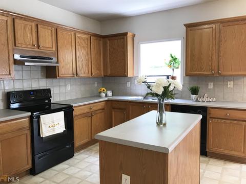 6042 Foxcroft Ct, Morrow, GA 30260 photo 8