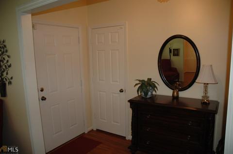 401 Camelot Dr, Lagrange, GA 30241 photo 8