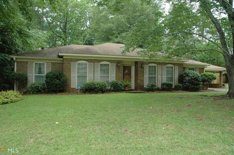 401 Camelot Dr, Lagrange, GA 30241 photo 1