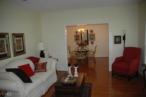 401 Camelot Dr, Lagrange, GA 30241 photo 7