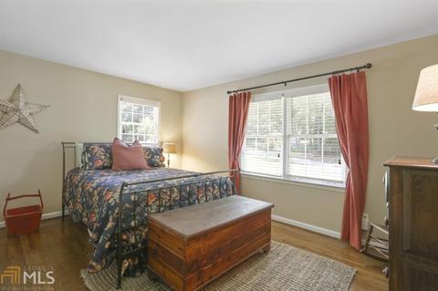 3966 Bonnington Ct, Chamblee, GA 30341 photo 15
