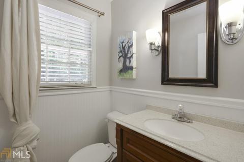3966 Bonnington Ct, Chamblee, GA 30341 photo 9