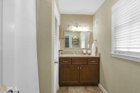 3966 Bonnington Ct, Chamblee, GA 30341 photo 13