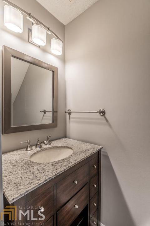 3826 Berkeley Xing, Duluth, GA 30096 photo 14