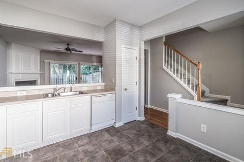 3826 Berkeley Xing, Duluth, GA 30096 photo 9