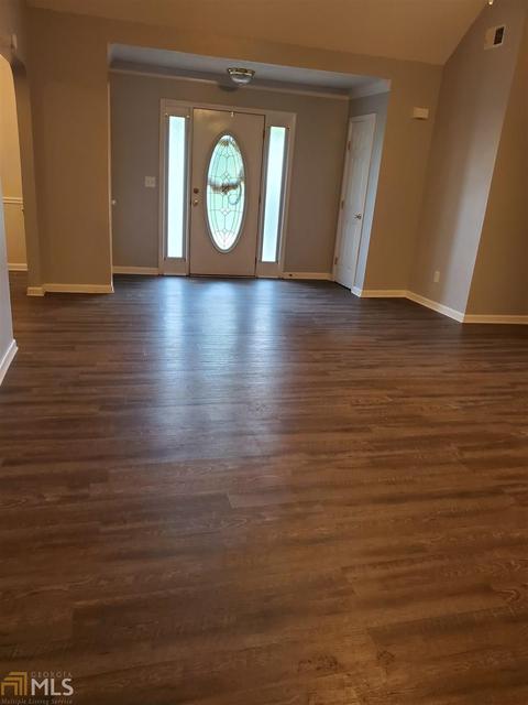 70 Stonewall Dr, Covington, GA 30016 photo 2