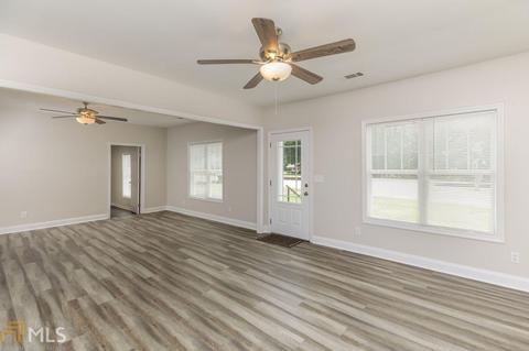 90 E Johnson St, Temple, GA 30179 photo 3