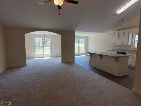 2529 Willow Run, Monroe, GA 30655 photo 3