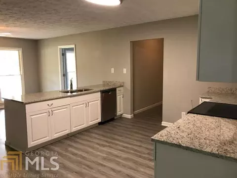 1702 Cherry Dr, Lanett, AL 36863 photo 3