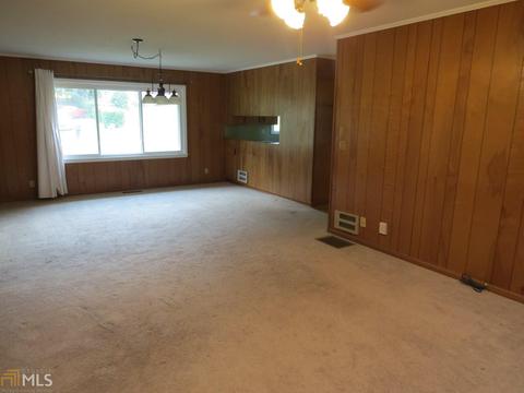 114 Willowdell Dr, Toccoa, GA 30577 photo 4