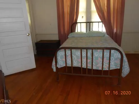 910 S 3rd St, Lanett, AL 36863 photo 8
