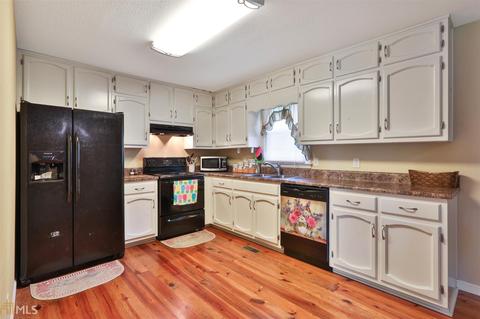 5 Freestone Dr, Newnan, GA 30265 photo 12
