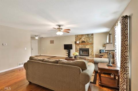 5 Freestone Dr, Newnan, GA 30265 photo 5