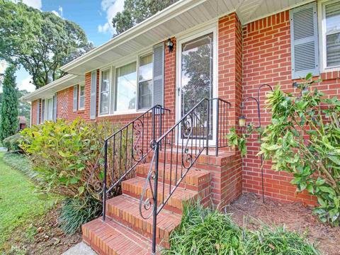 5910 Meadowview Rd, Rex, GA 30273 photo 9