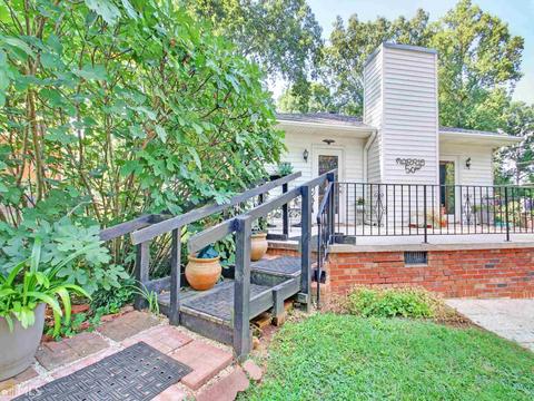 5910 Meadowview Rd, Rex, GA 30273 photo 6