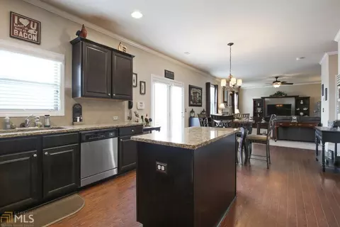 430 Eldridge Dr, Suwanee, GA 30024 photo 11