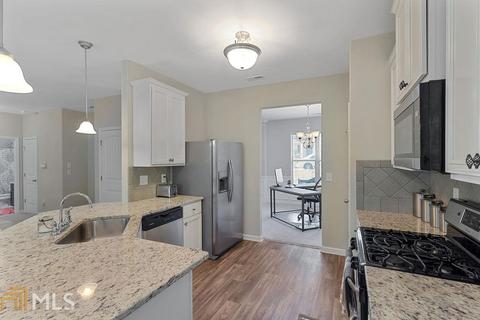 2488 Quincy Loop, Fairburn, GA 30213 photo 4