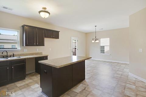 214 Ousley, Perry, GA 31069 photo 9