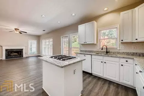 6715 Fairfield Trce, Suwanee, GA 30024 photo 9