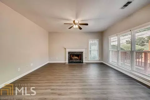 6715 Fairfield Trce, Suwanee, GA 30024 photo 4