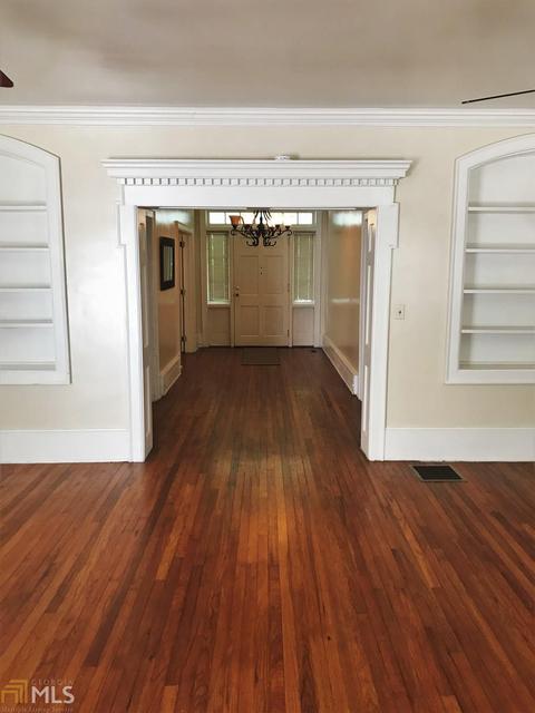 575 Covington St, Jackson, GA 30233 photo 4