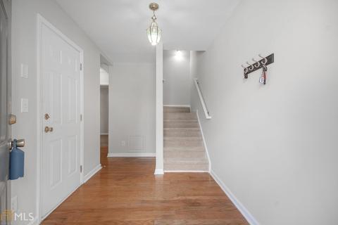 2137 Millgate Ln, Buford, GA 30519 photo 2