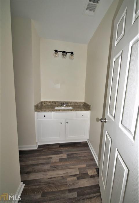 50 Oakridge Dr, Covington, GA 30014 photo 10