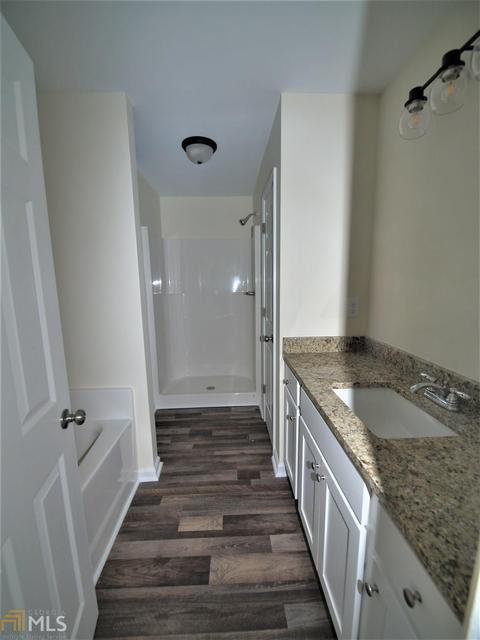 50 Oakridge Dr, Covington, GA 30014 photo 9