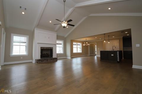 528 Lago Ct, Lagrange, GA 30241 photo 3
