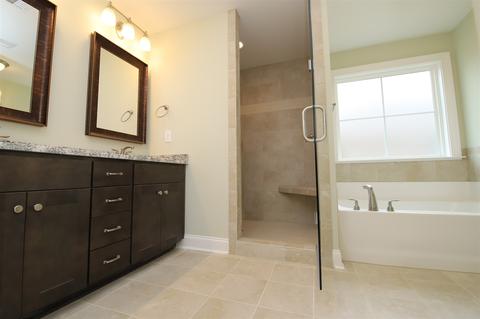528 Lago Ct, Lagrange, GA 30241 photo 9
