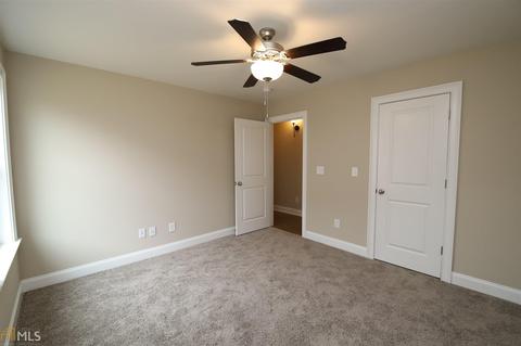 528 Lago Ct, Lagrange, GA 30241 photo 13