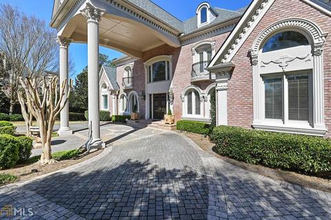 8075 Derbyshire Ct, Duluth, GA 30097 photo 5