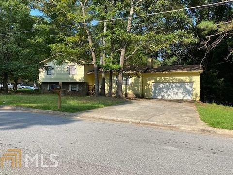 6977 Silver Maple Dr, Morrow, GA 30260 photo 1