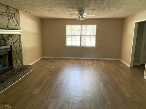 6977 Silver Maple Dr, Morrow, GA 30260 photo 3