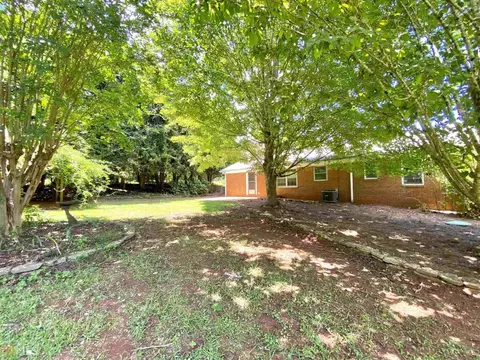 120 Lakecrest Dr, Lagrange, GA 30240 photo 3