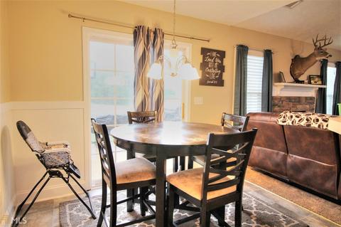 106 Richmond Dr, Lagrange, GA 30240 photo 9