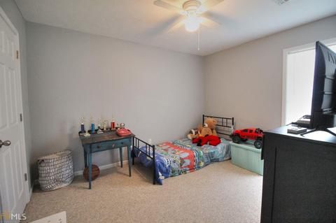 106 Richmond Dr, Lagrange, GA 30240 photo 13