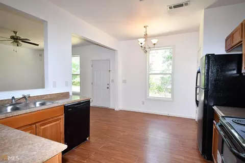 1522 Persimmon Trce, Morrow, GA 30260 photo 9