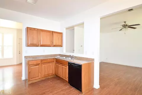 1522 Persimmon Trce, Morrow, GA 30260 photo 8
