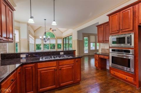 240 Ashmere Ct, Tyrone, GA 30290 photo 18
