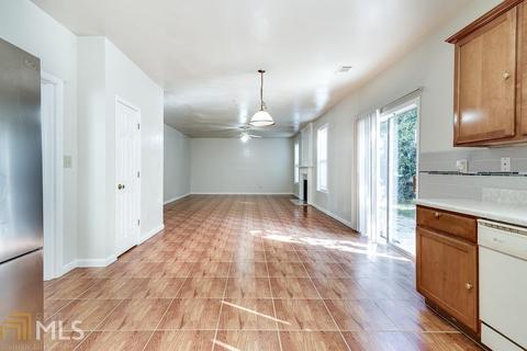 5976 Foxcroft Ct, Morrow, GA 30260 photo 21