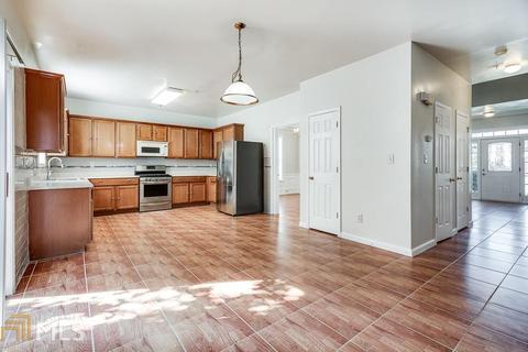 5976 Foxcroft Ct, Morrow, GA 30260 photo 19